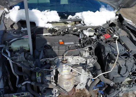 2016 Honda Civic Lx z USA, uszkodzony, nr VIN 2HGFC2F52GH526508